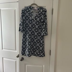 Jude Connally size small black/white dress